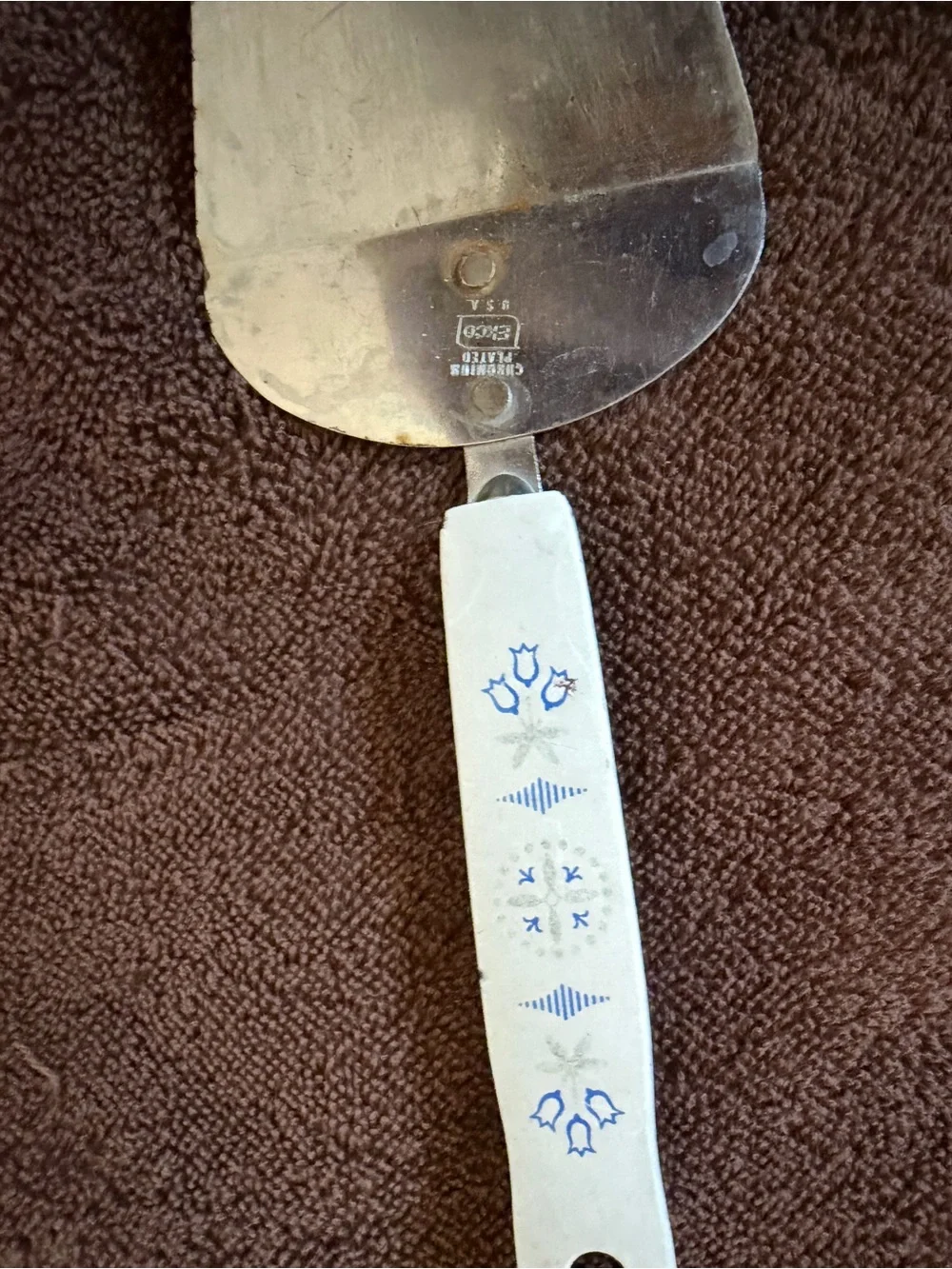Vintage EKCO Blue Dutch Tulip Pie Cake Server Chromium Plated USA 9.5”